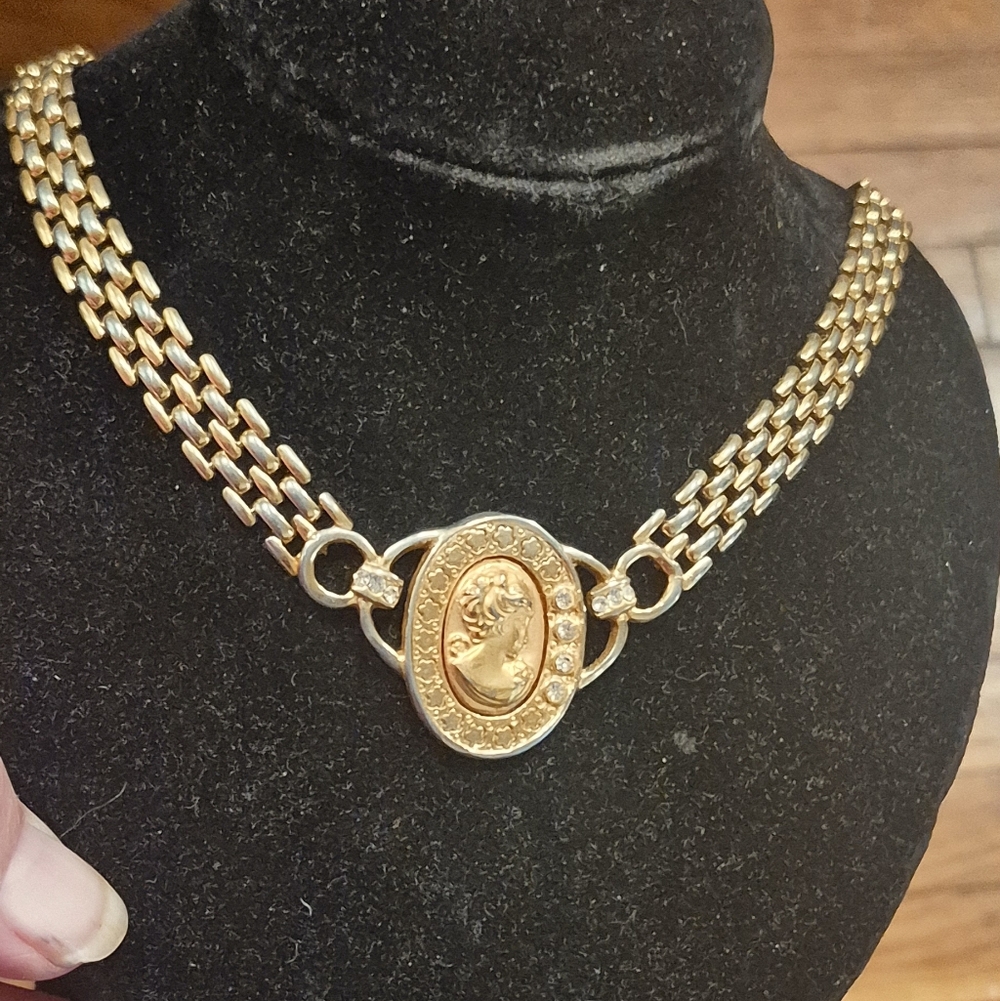 Cameo Necklace